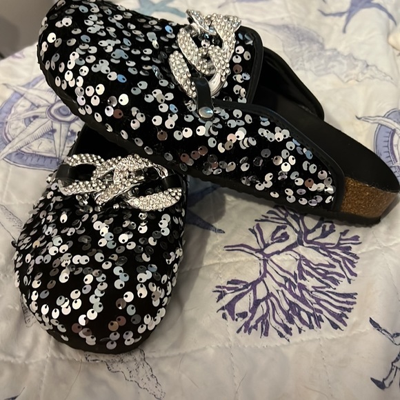 Cape Robbin buckle mules - Picture 3 of 5